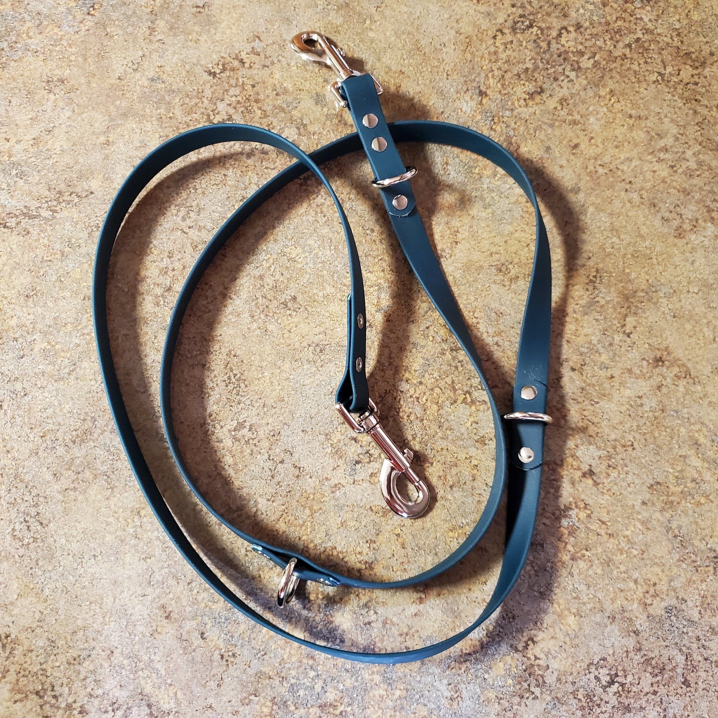 6' Police/Military Lead